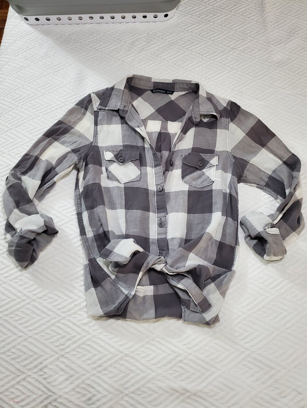 Y2K Super Soft Grey/White Plaid Pleated Shirt